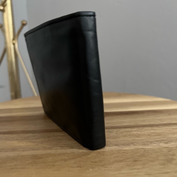 Guess Black Leather Wallet - Picture 2 of 6